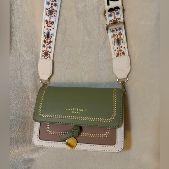 SN & fashion. Deauty 1987 Crossbody Bag – - Picture 4 of 8